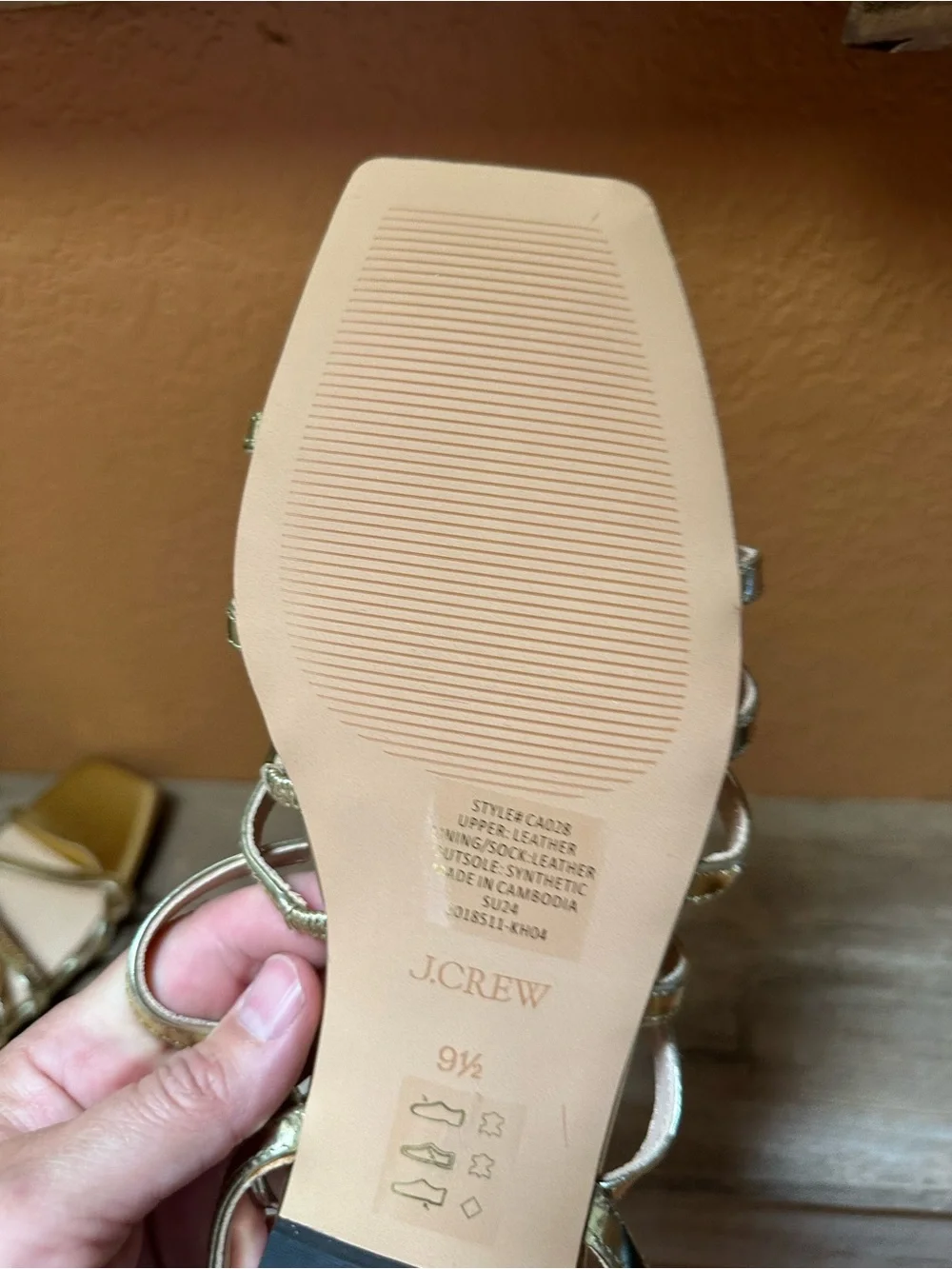 J.Crew New Cappy Strap Gold Sandals 9.5 NWOT - Picture 10 of 12